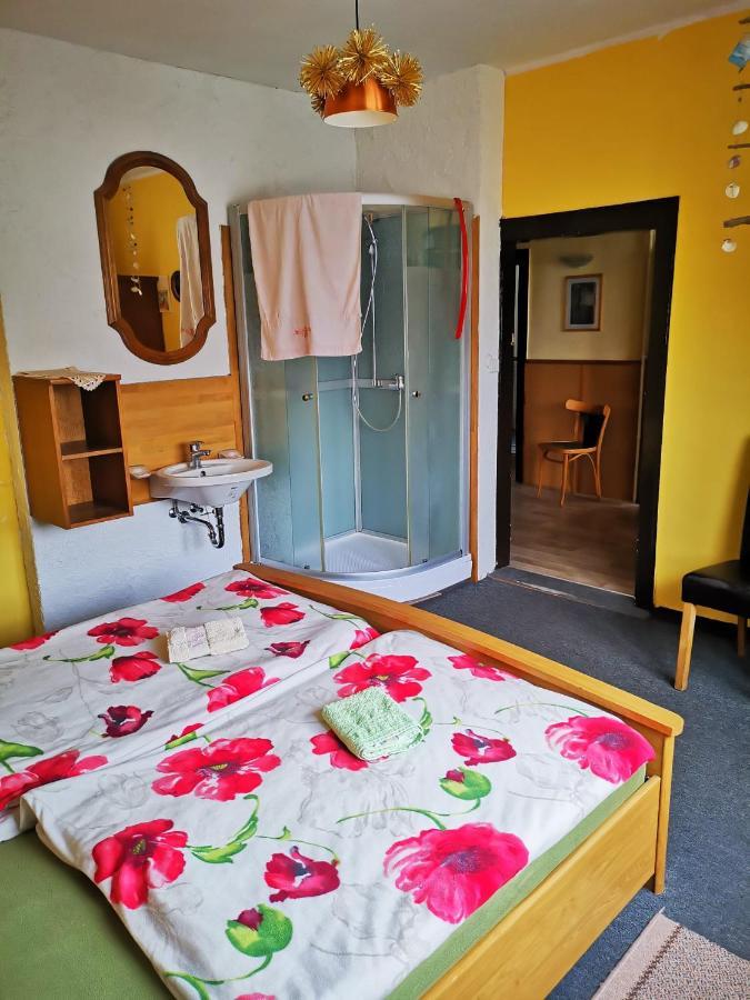 Gehlberger Landhaus Am Schneekopf / Ferienwohnung Suhl Buitenkant foto