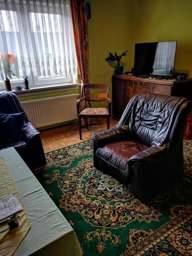 Gehlberger Landhaus Am Schneekopf / Ferienwohnung Suhl Buitenkant foto